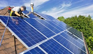 Service d'installation de photovoltaïque et tuiles photovoltaïques à Montignac